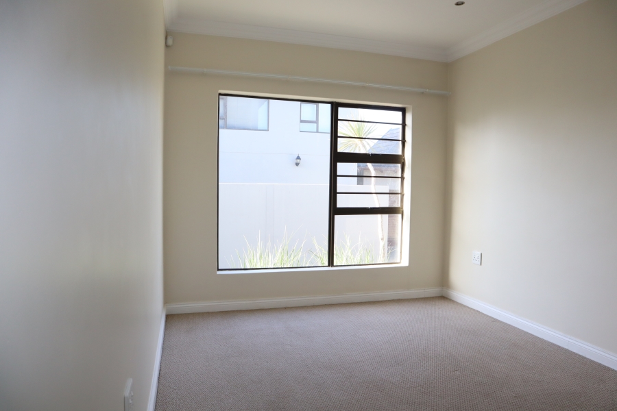 3 Bedroom Property for Sale in Wavecrest Eastern Cape